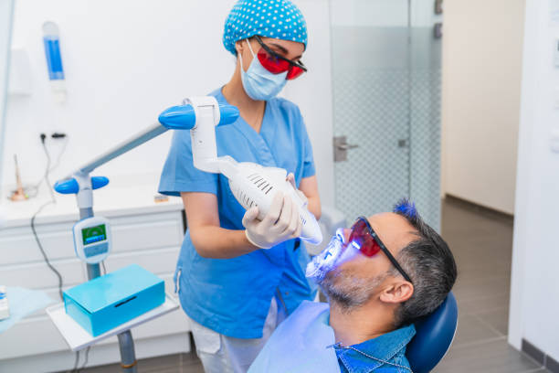 Best Dentist for Tooth Abscess  in Loyola, CA